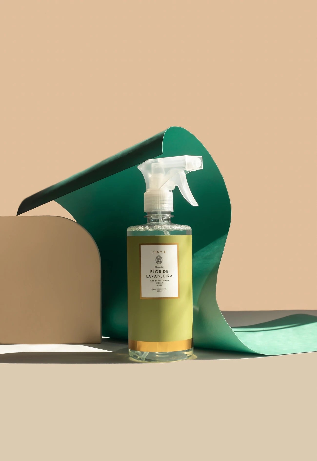 ÁGUA PERFUMADA FLOR DE LARANJEIRA - Elementos