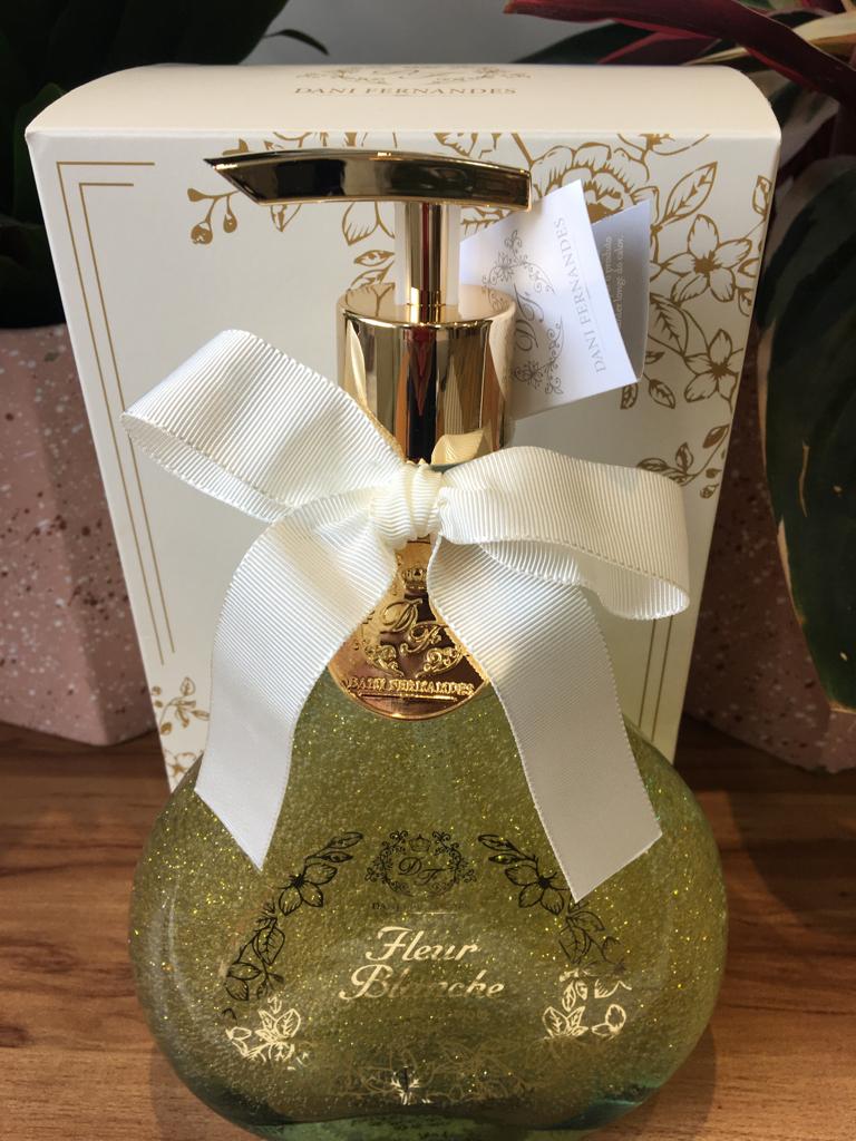 SABONETE FLEUR BLANCHE 700ML