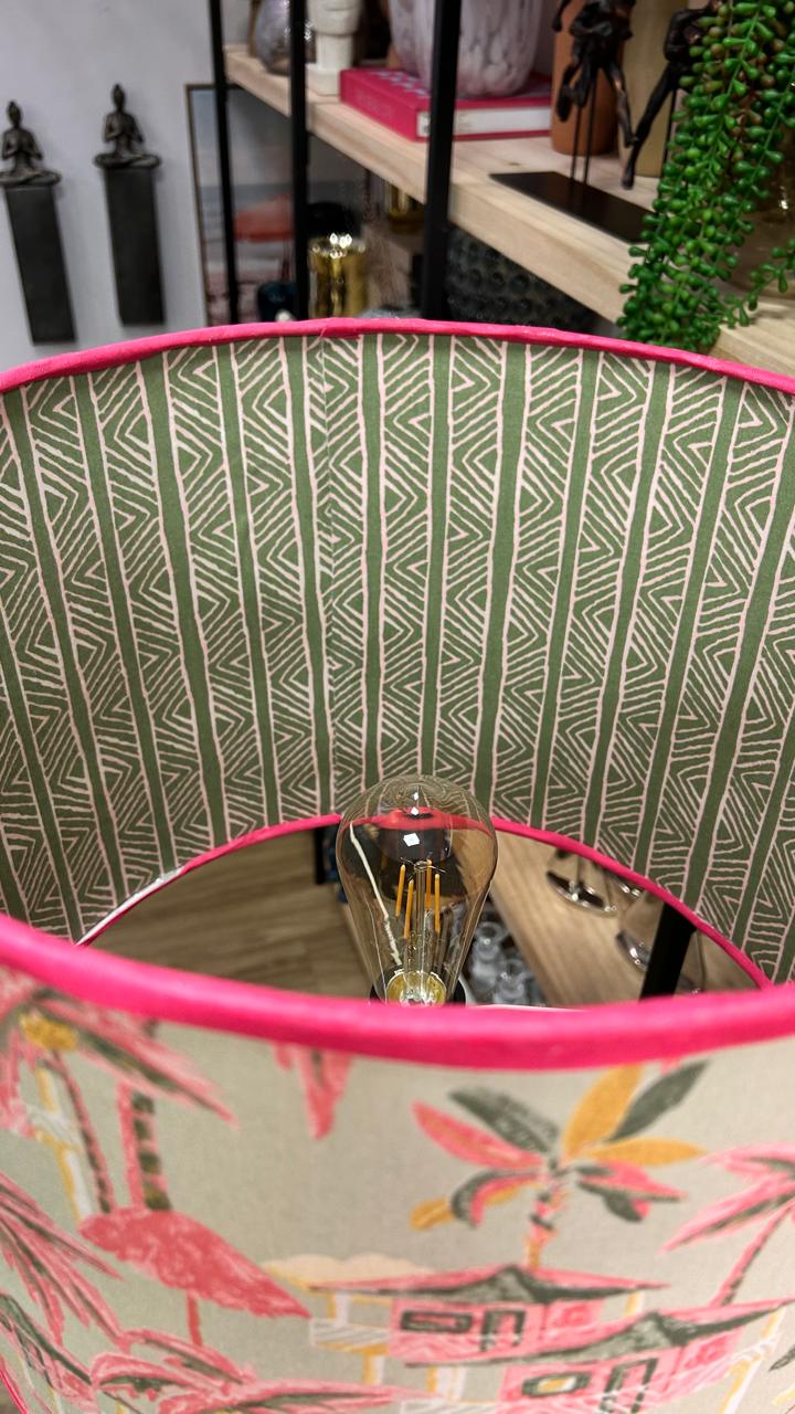 ABAJUR "PRAIA VERDE E ROSA" COM BASE