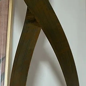 ESCULTURA TOCHA METÁLICA - AQUI VC DECORA