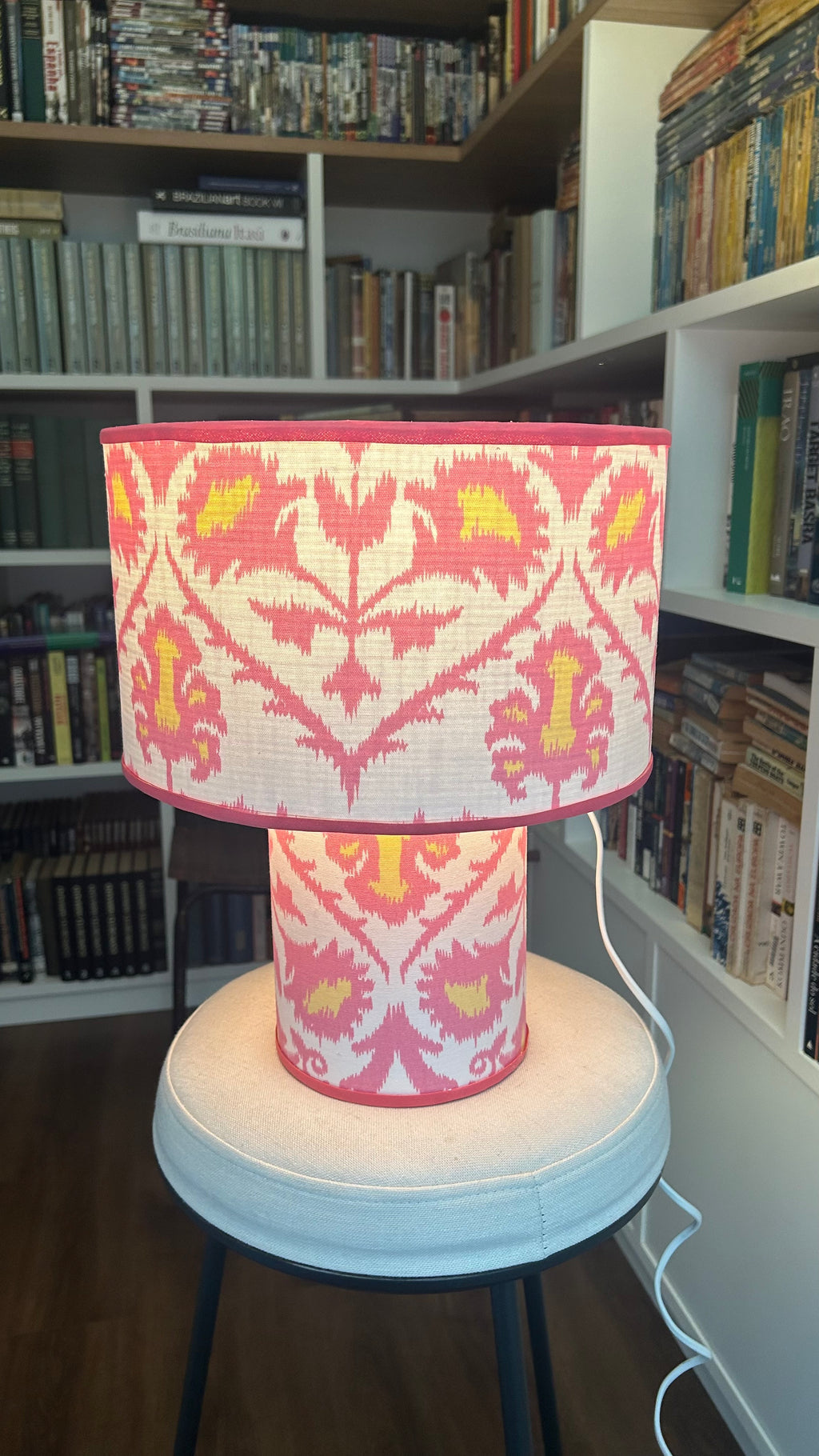 Abajur Ikat Rosa