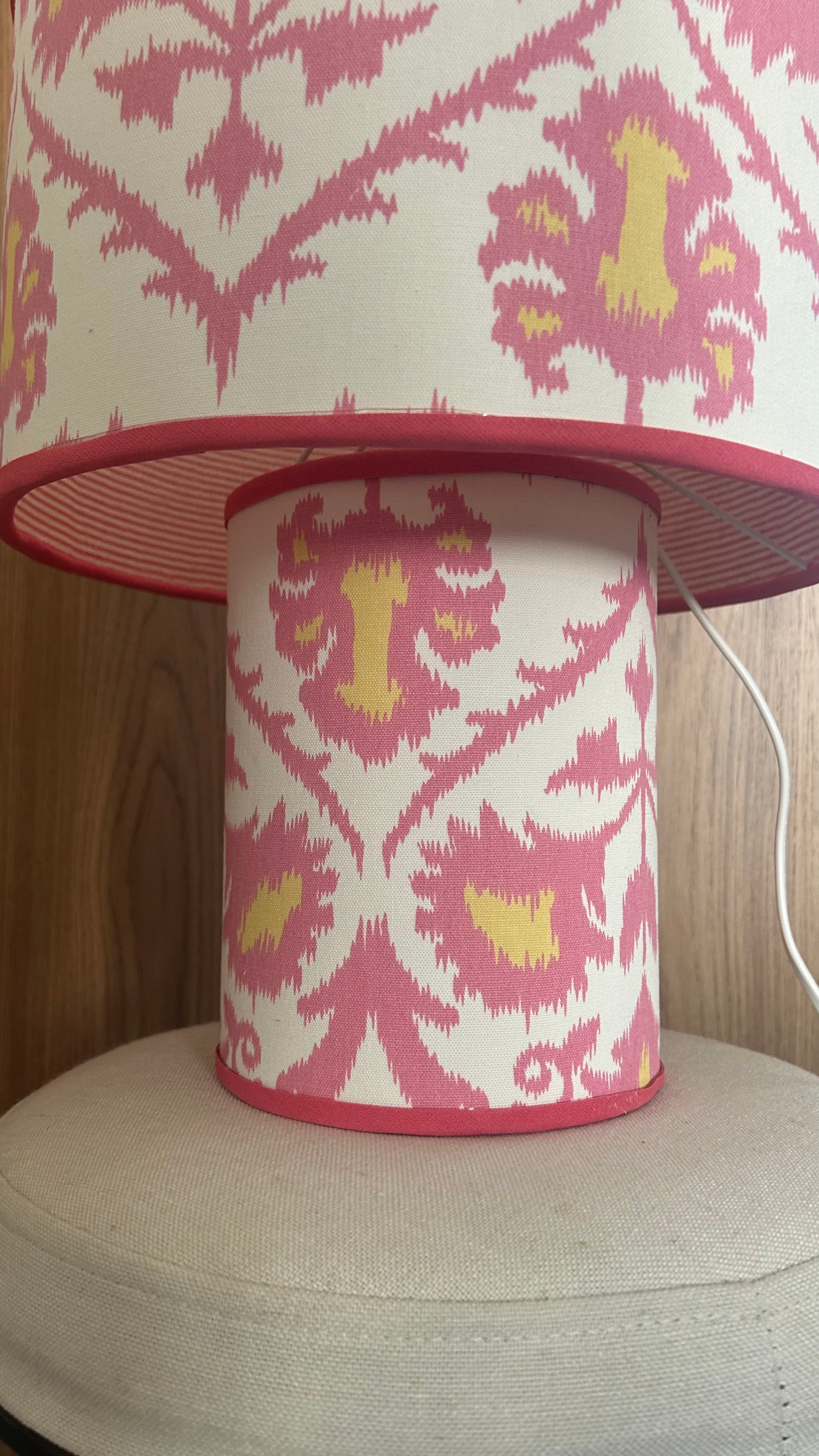 Abajur Ikat Rosa