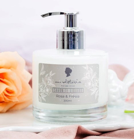 Sabonete Liquido 200ml  - ROSA & FRESIA - AQUI VC DECORA