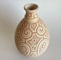 VASO CERÂMICA MARAJOARA CLARO BICO