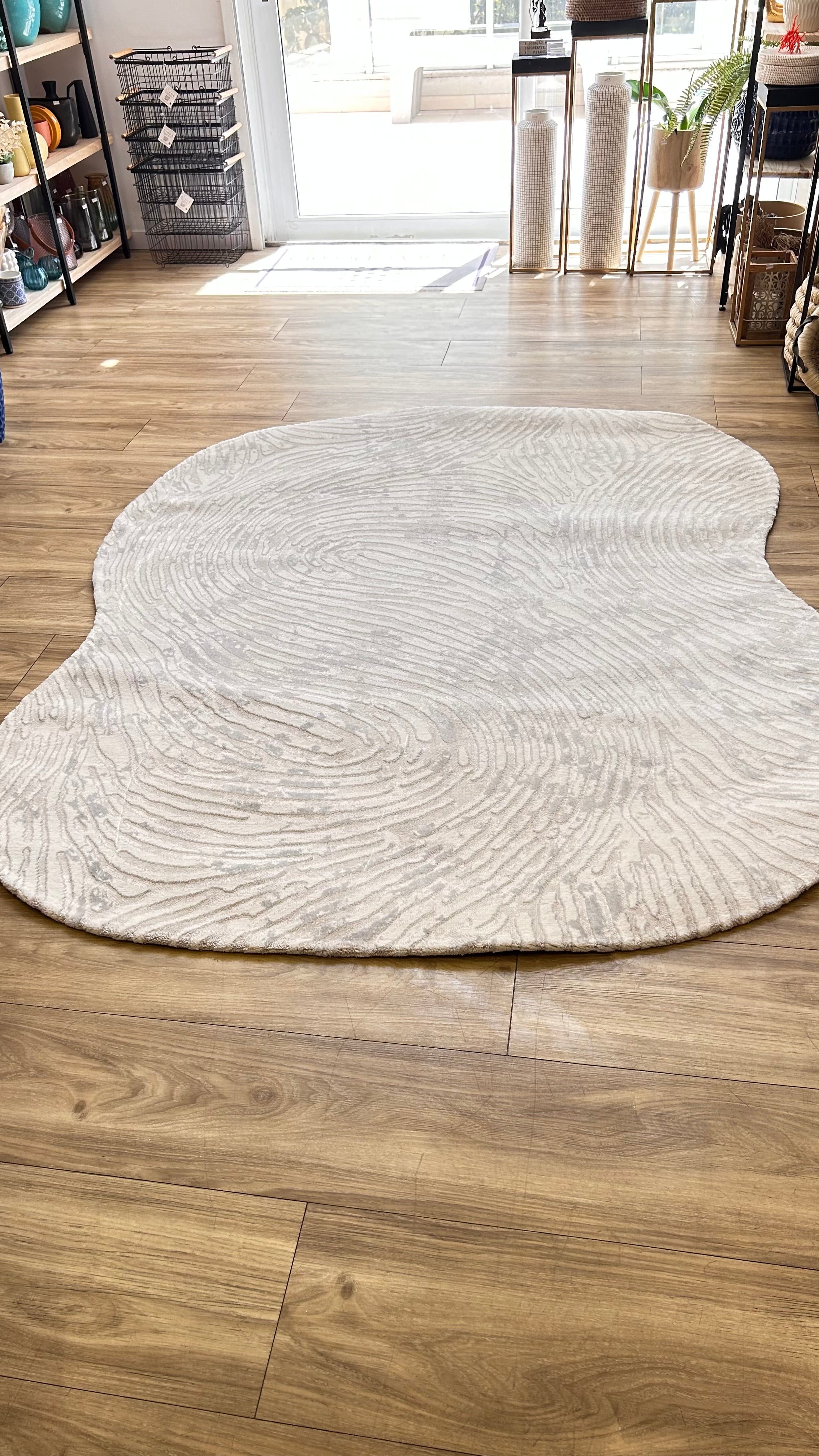 TAPETE IMPORTADO ALANYA 1,60X2,00 FORMA ORGÂNICA.