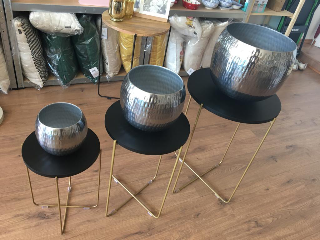 CONJUNTO 3 MESAS DE CANTO THIRSA C PRETA