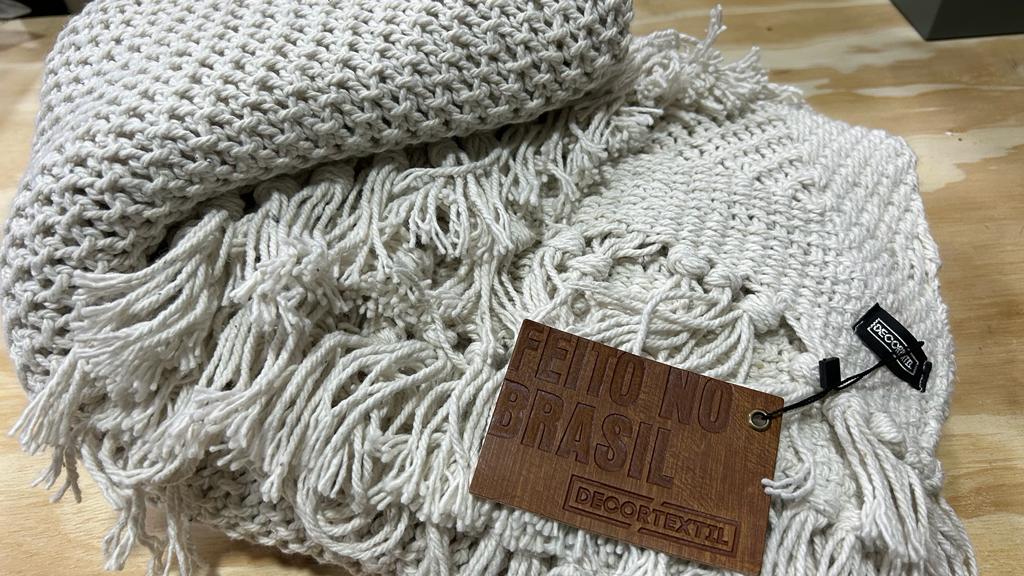 MANTA CROCHE BASIC 1,50X1,20 CRU - AQUI VC DECORA