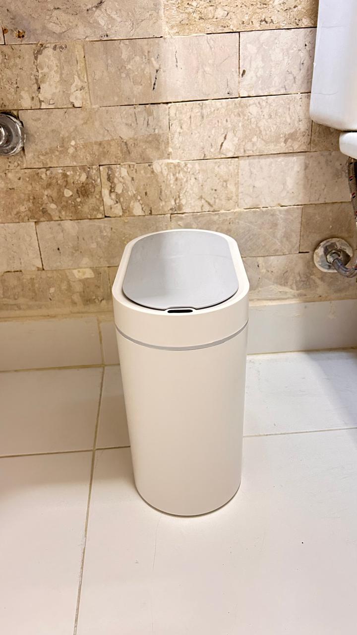 Lixeira Banheiro Plástico 6 L Automática 26x26x14cm - Branca