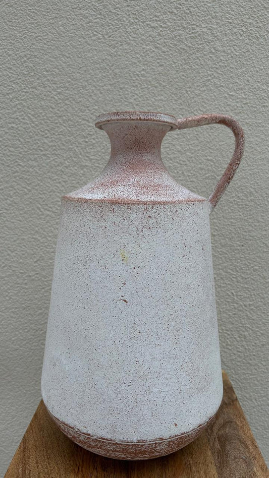 VASO DECORATIVO EM METAL BRANCO ENVELHECIDO