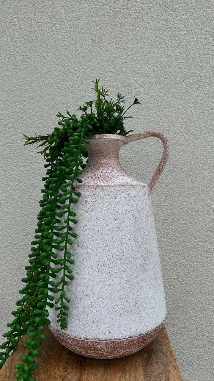 VASO DECORATIVO EM METAL BRANCO ENVELHECIDO