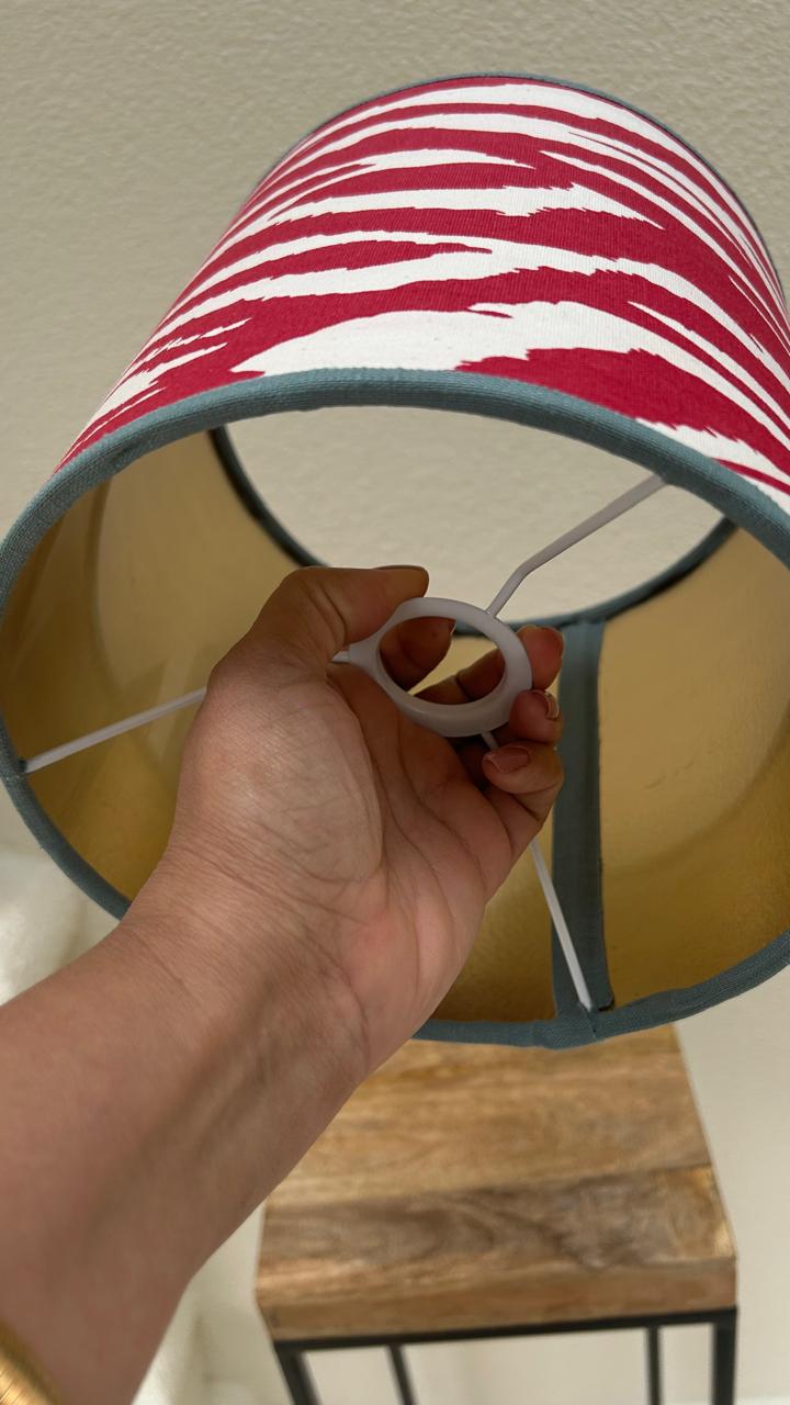 Cúpula Artesanal Zebra Vermelha  Dourado Fosco