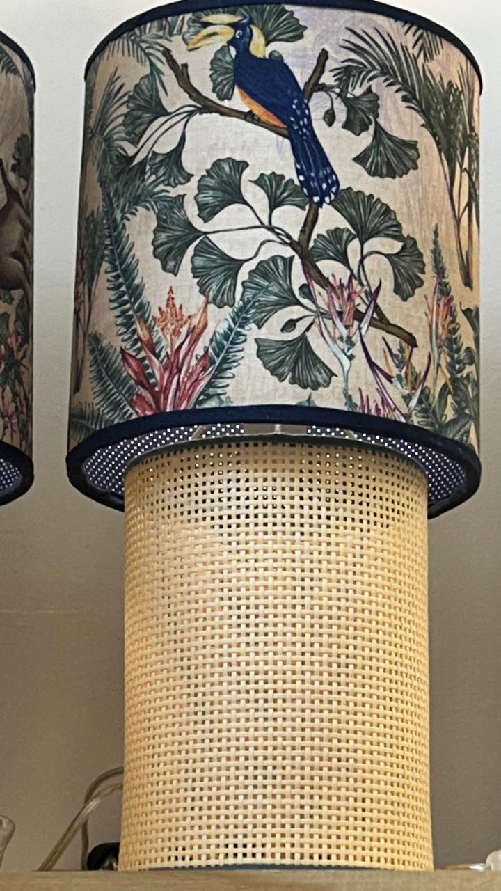 Abajur Tropical Bird em Palhinha Natural