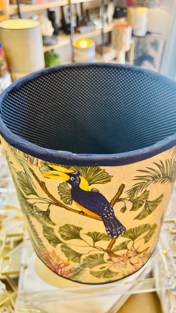 Abajur Elo — AQUI VC Decora | Base Escultural com Cúpula Estampada Passáro e Flores