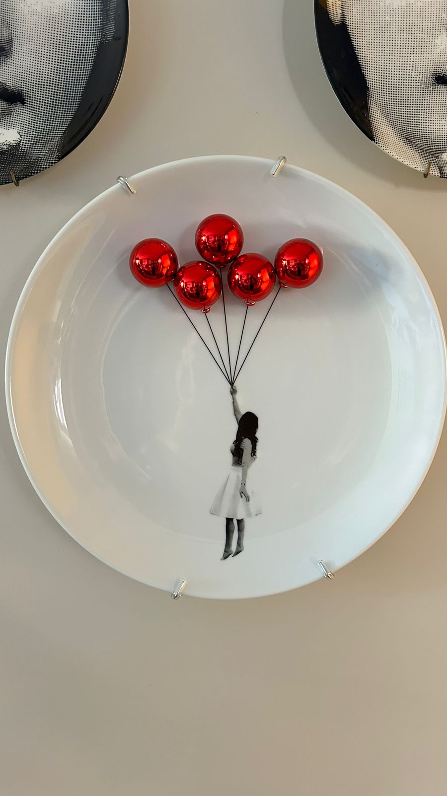 Prato 27cm Balões menina vermelho