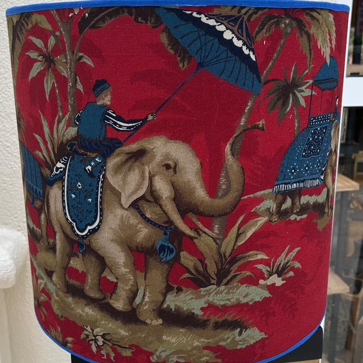Cúpula Decorativa Elefantes Orientais I – Tecido Exclusivo Entreposto