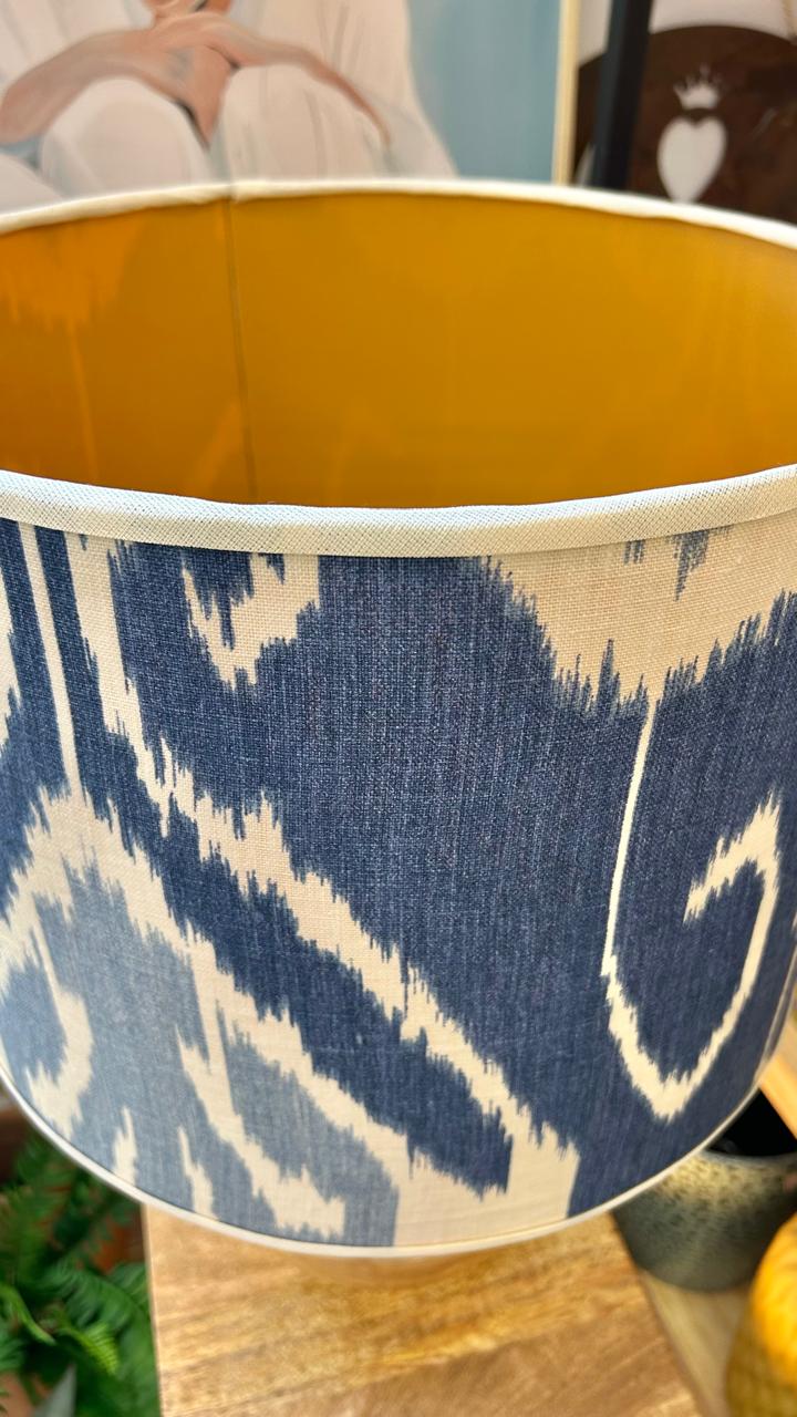 Cúpula Ikat Kravet 35 × 26 cm