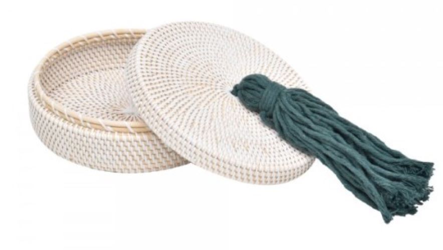 CAIXA RATAN FLAT M  COR BRANCO/ MUSGO
